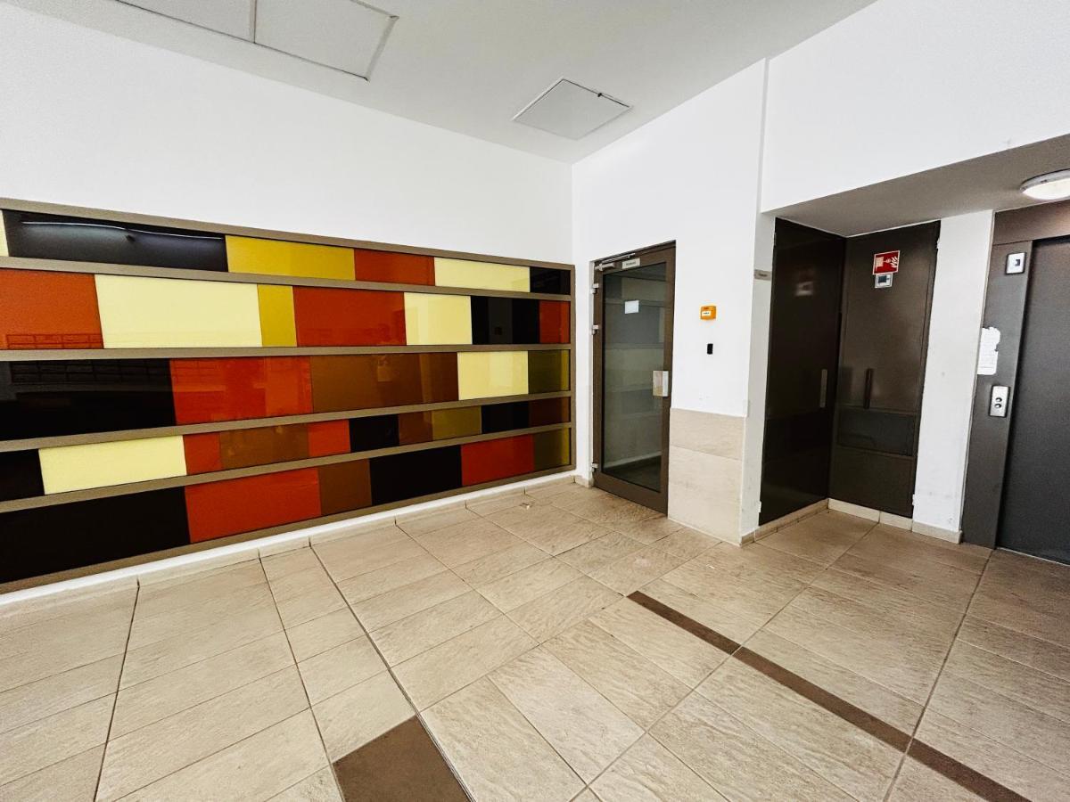 Corvin Boutique Apartment Parking In The Plaza Budapeszt Zewnętrze zdjęcie