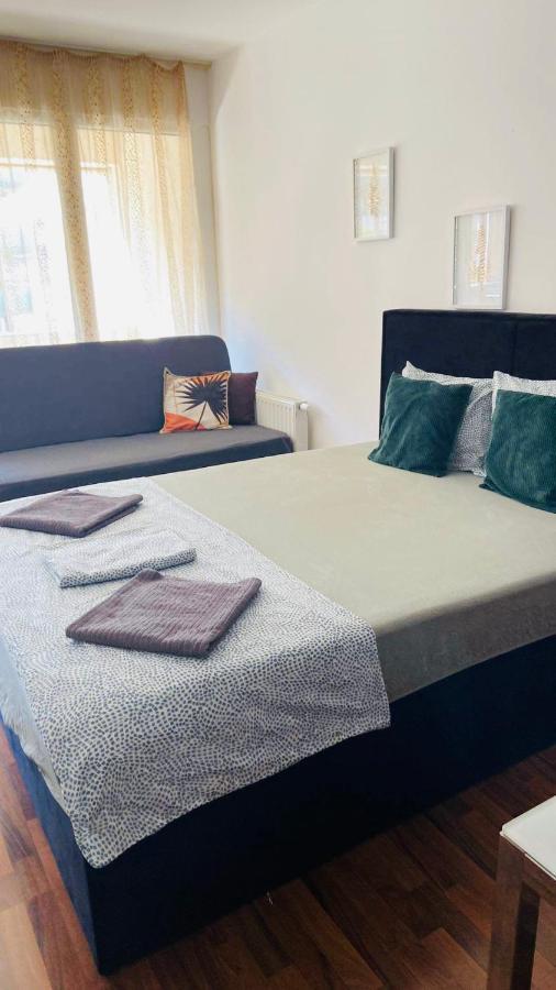 Corvin Boutique Apartment Parking In The Plaza Budapeszt Zewnętrze zdjęcie