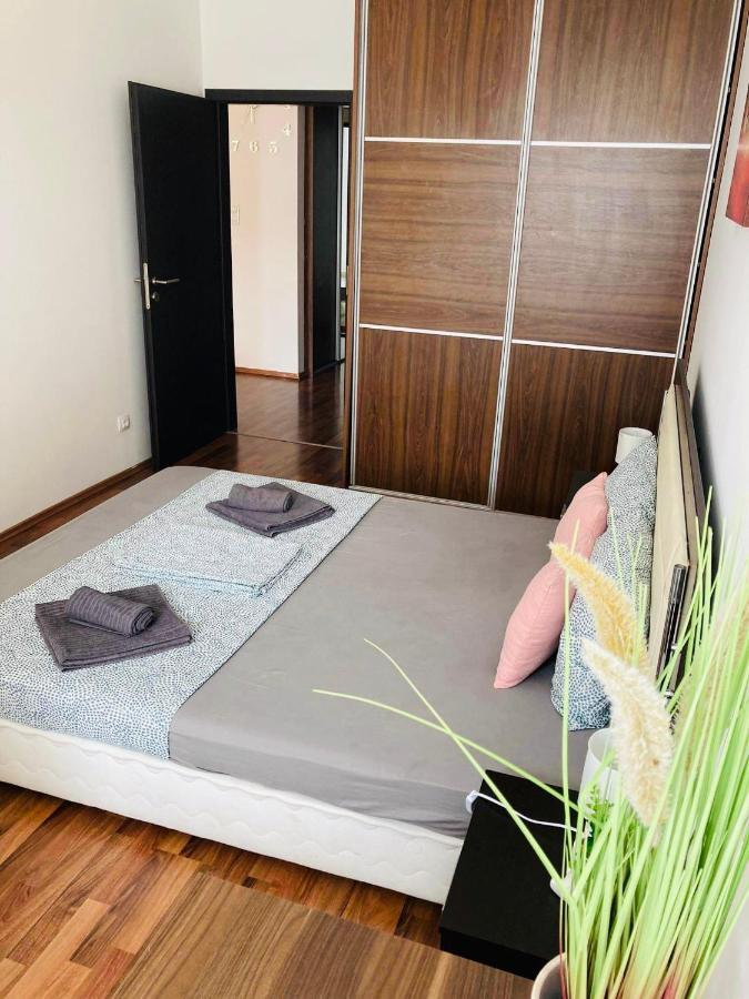 Corvin Boutique Apartment Parking In The Plaza Budapeszt Zewnętrze zdjęcie